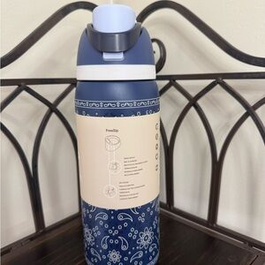 Owala NWT AUTHENTIC 32oz FreeSip Birthday Bash Not My First Rodeo